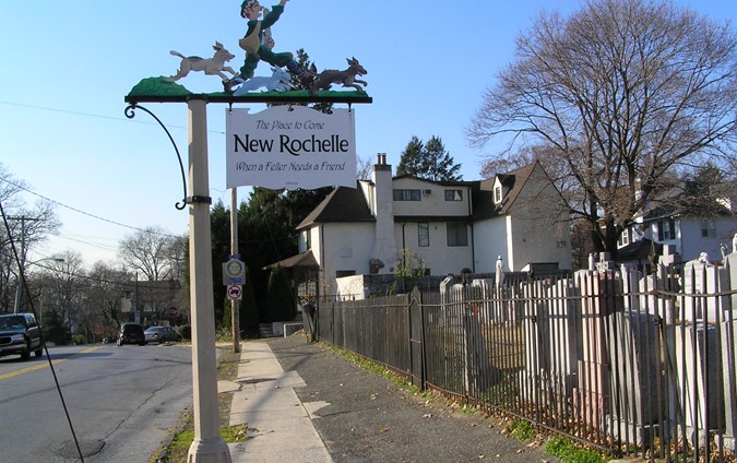 New_Rochelle_Welcome_Sign_2010.JPG
